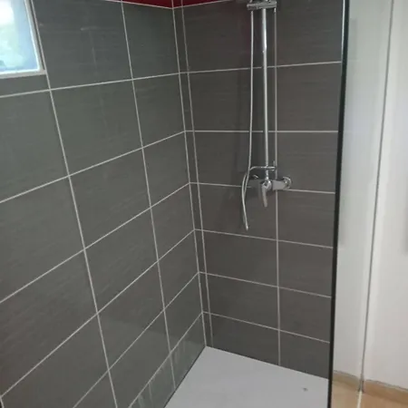 Montcuq, Maison Avec Vue Sur La Tour, Classe 3***