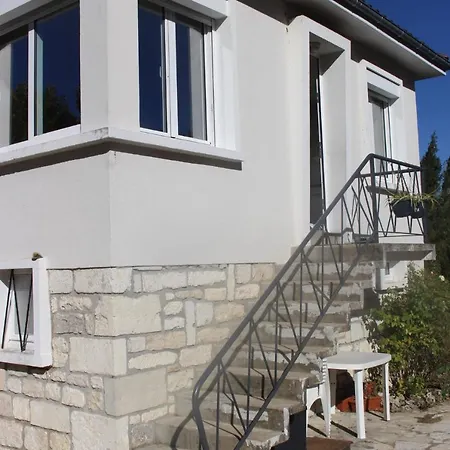 Casa vacanze Montcuq, Maison Avec Vue Sur La Tour, Classé 3*** Montcuq